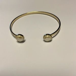 Gold bracelet